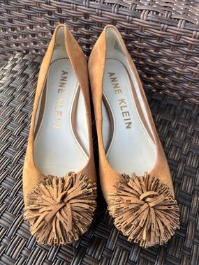 Anne Klein Cognac Suede Block Heel Pumps with Tassel Pom